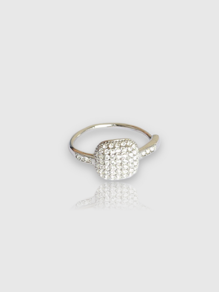 Elisa Ring