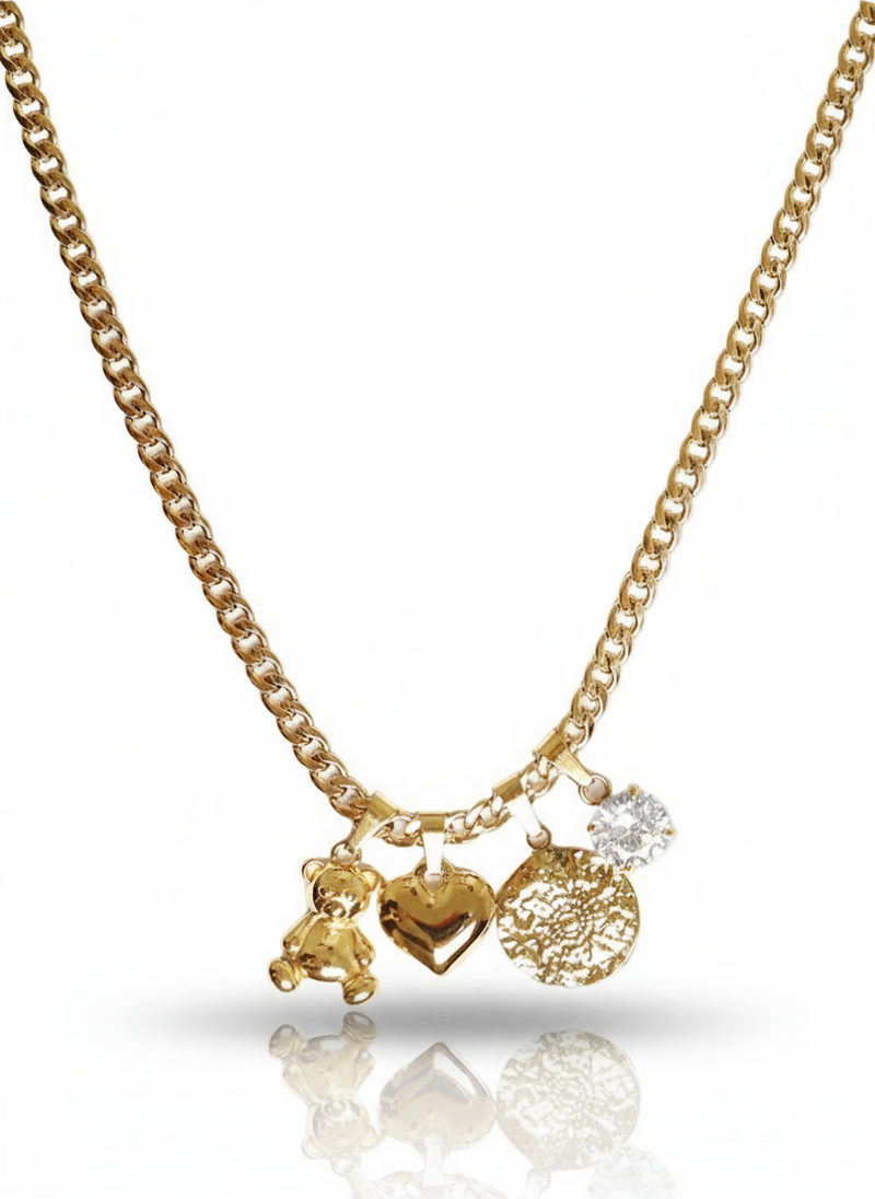 Collana Iris di GLAMORIZE STUDIO con design elegante e dettagli raffinati, visibile in questa immagine.