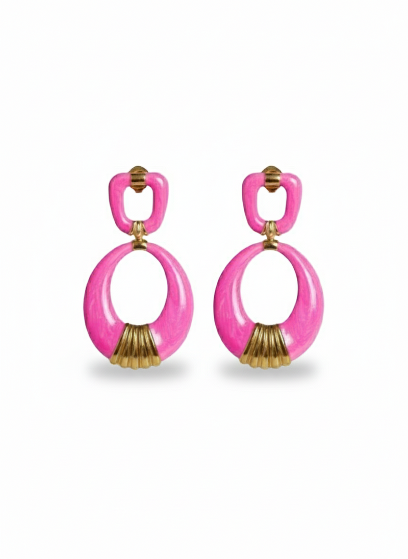 Orecchini Vera di GLAMORIZE STUDIO, eleganti con design delicato, visibili in dettaglio sull'immagine.