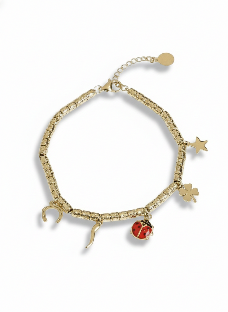 Bracciale scaramantico in metallo con simboli protettivi, elegante e originale, firmato Glamore Studio.