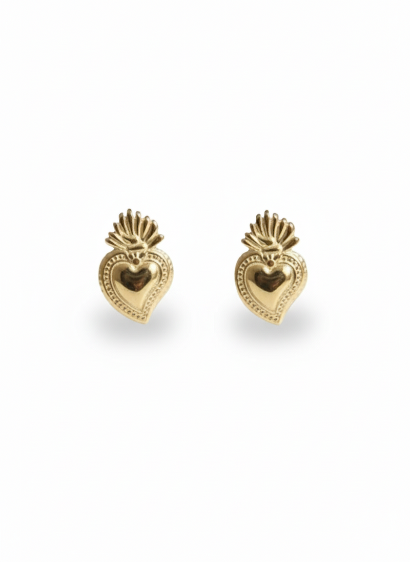 Orecchini Holy Heart 2.0 di GLAMORIZE STUDIO con cuore pendente in metallo dorato e dettagli eleganti.