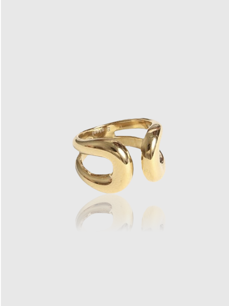 Hannah Ring