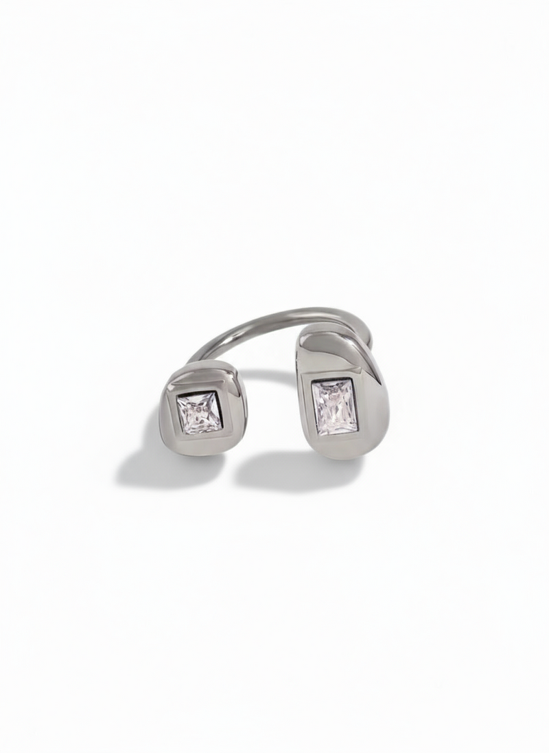 Anello Delia
