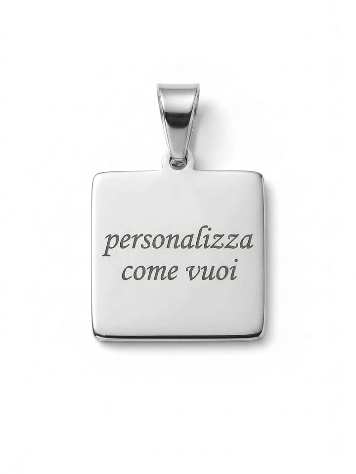Ciondolo quadrato personalizzato GLAMORIZE in metallo lucido, design elegante e compatto