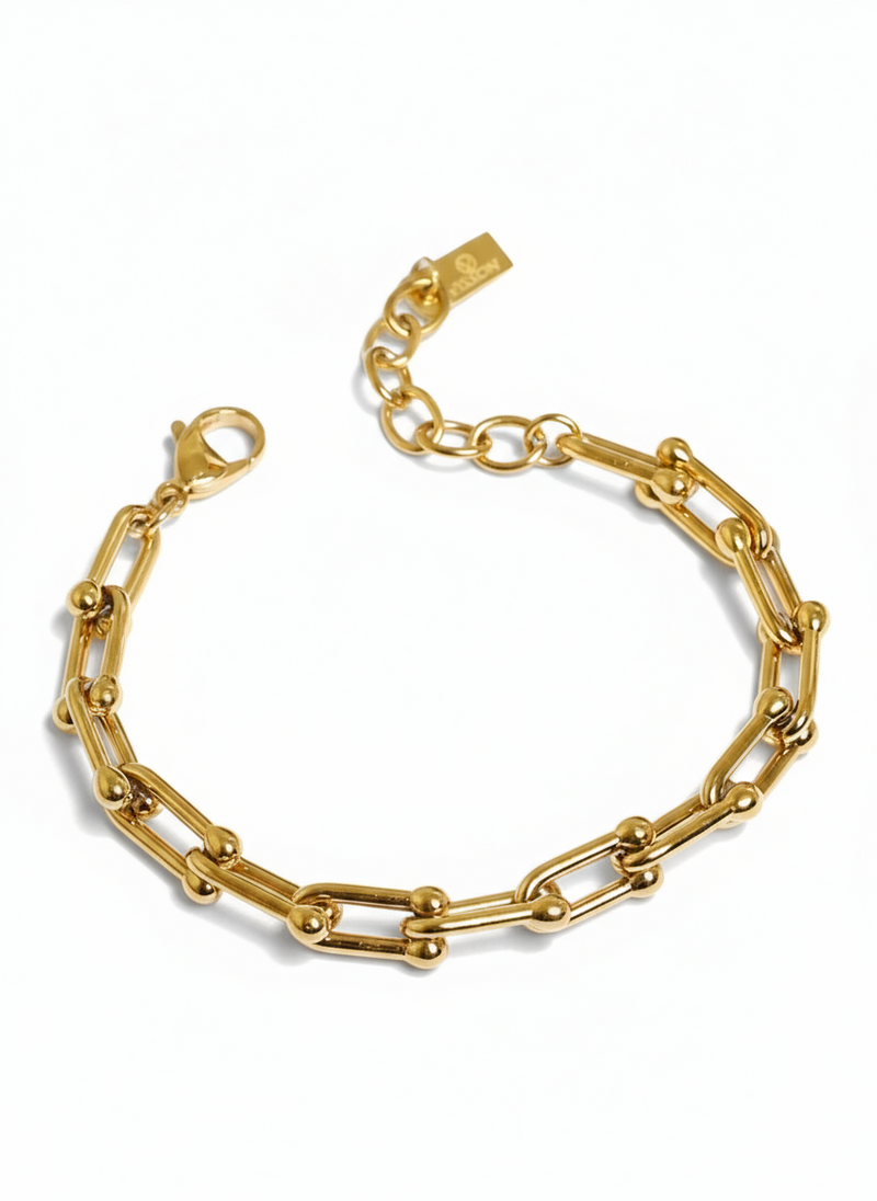 Bracciale Santa Clara di Glamourize Studio con dettagli eleganti in metallo e design raffinato, visibile nella foto.