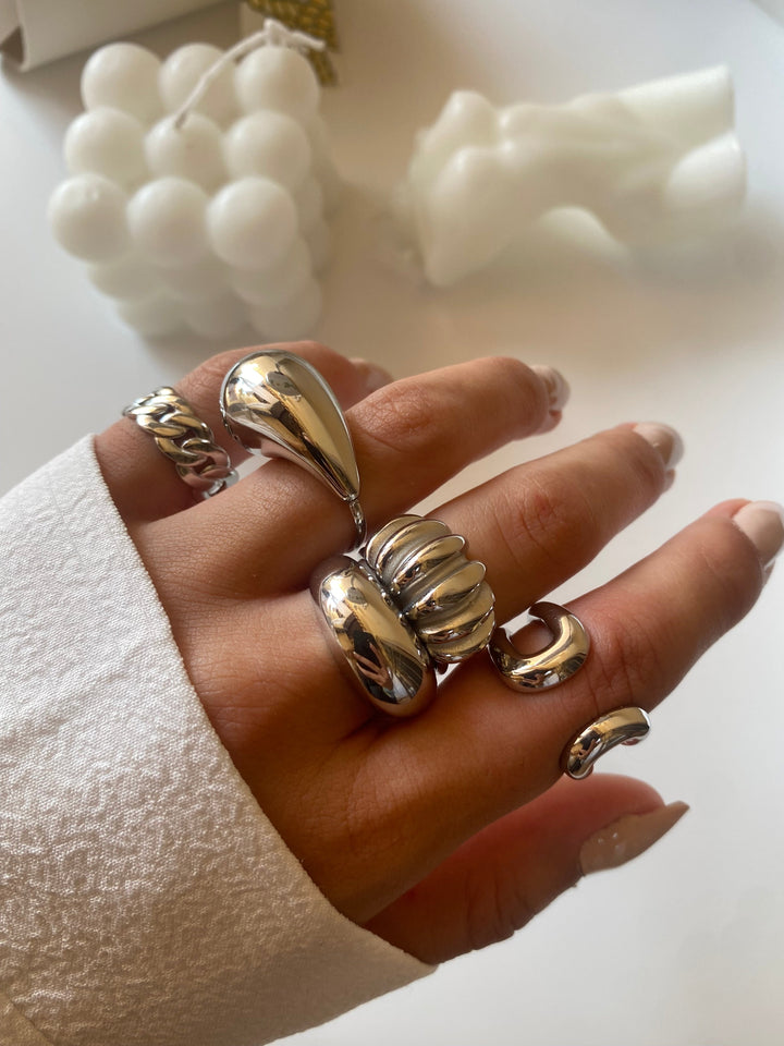 Hannah Ring