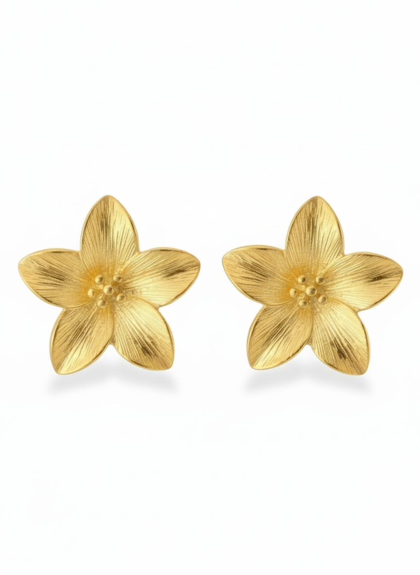 Orecchini Flower di Glamoriz Studio con design floreale in metallo dorato e dettagli colorati, stile femminile e elegante.