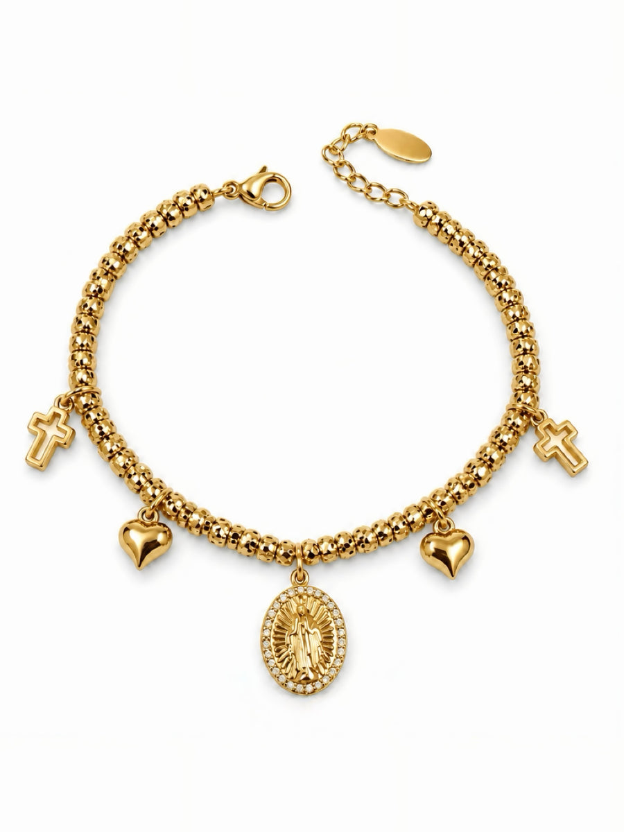 Bracciale Lucrezia di GLAMORIZE STUDIO, elegante accessorio in metallo con dettagli raffinati, visibile in primo piano.