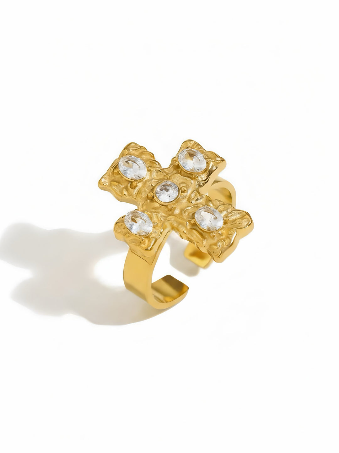 Anello GLAMORIZE STUDIO con croce in metallo, elegante design con finitura lucida e dettagli sobri.