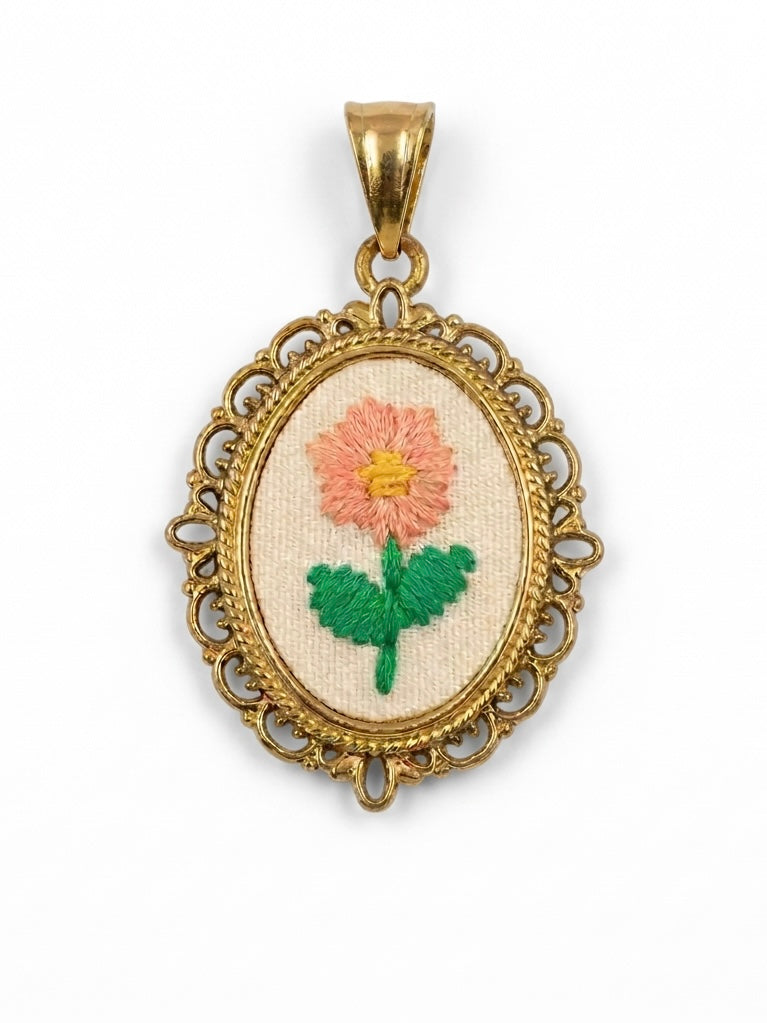 Ciondolo Florea GLAMORIZE con design floreale eleganteablytyped