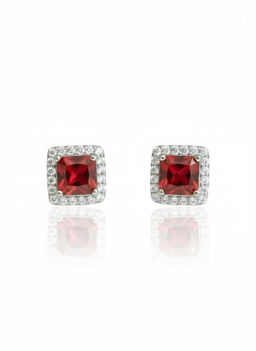 Orecchini Megane in argento 925 di Glamourize Studio con design elegante e dettagli lucidi