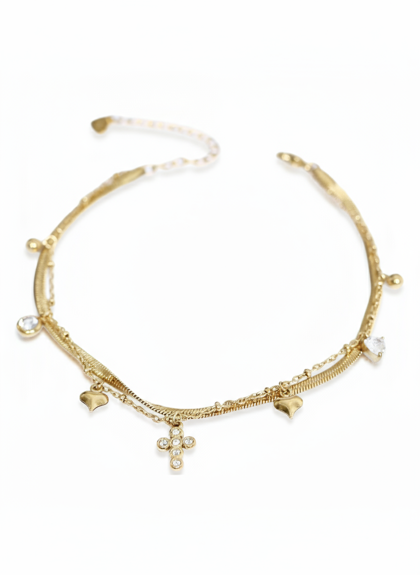 Cavigliera in metallo dorato di GLAMORIZE STUDIO, accessorio elegante e alla moda per il polso o caviglia.