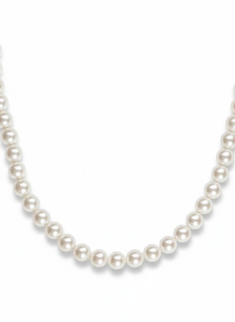 Collana perle grandi GLAMORIZE STUDIO con perle bianche e design elegante, visibile su sfondo neutro.