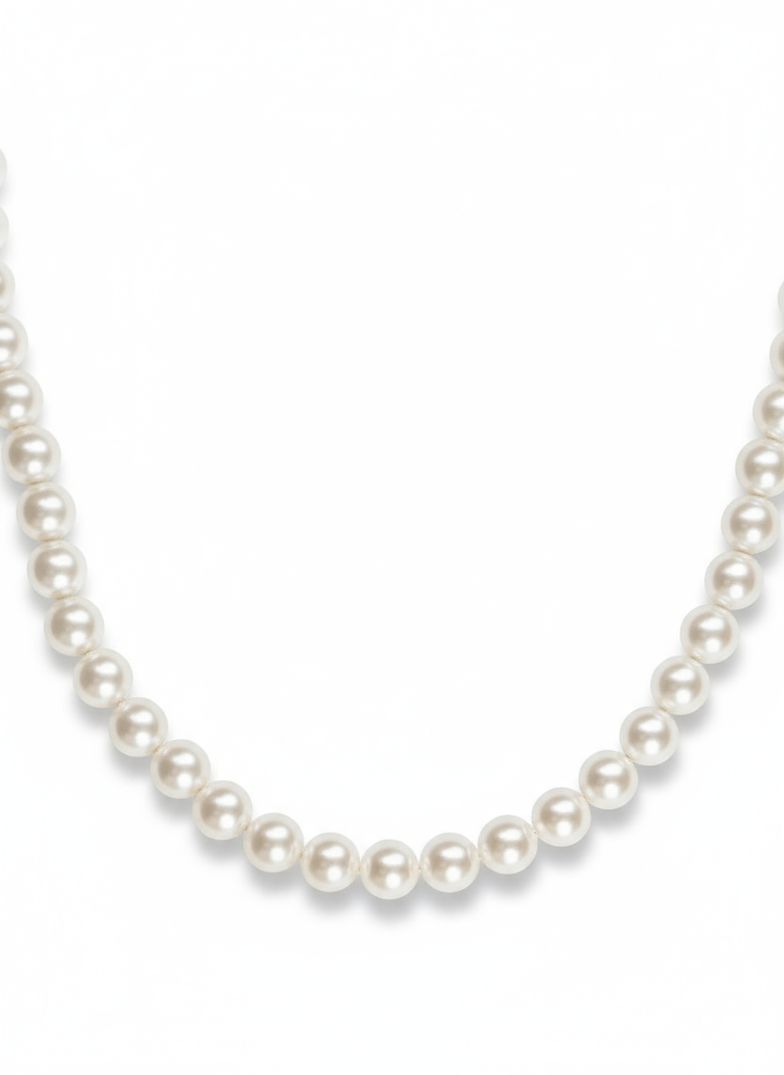 Collana perle grandi GLAMORIZE STUDIO con perle bianche e design elegante, visibile su sfondo neutro.