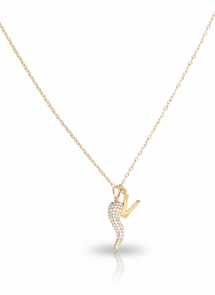 Collana Gemma personalizzata di GLAMORIZE STUDIO con pendente elegante e dettagli raffinati in metallo lucido.